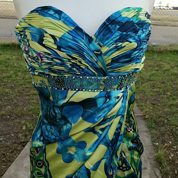 Fiesta Dresses & Skirts - Fiesta Strapless Maxi Empire Waist Dress